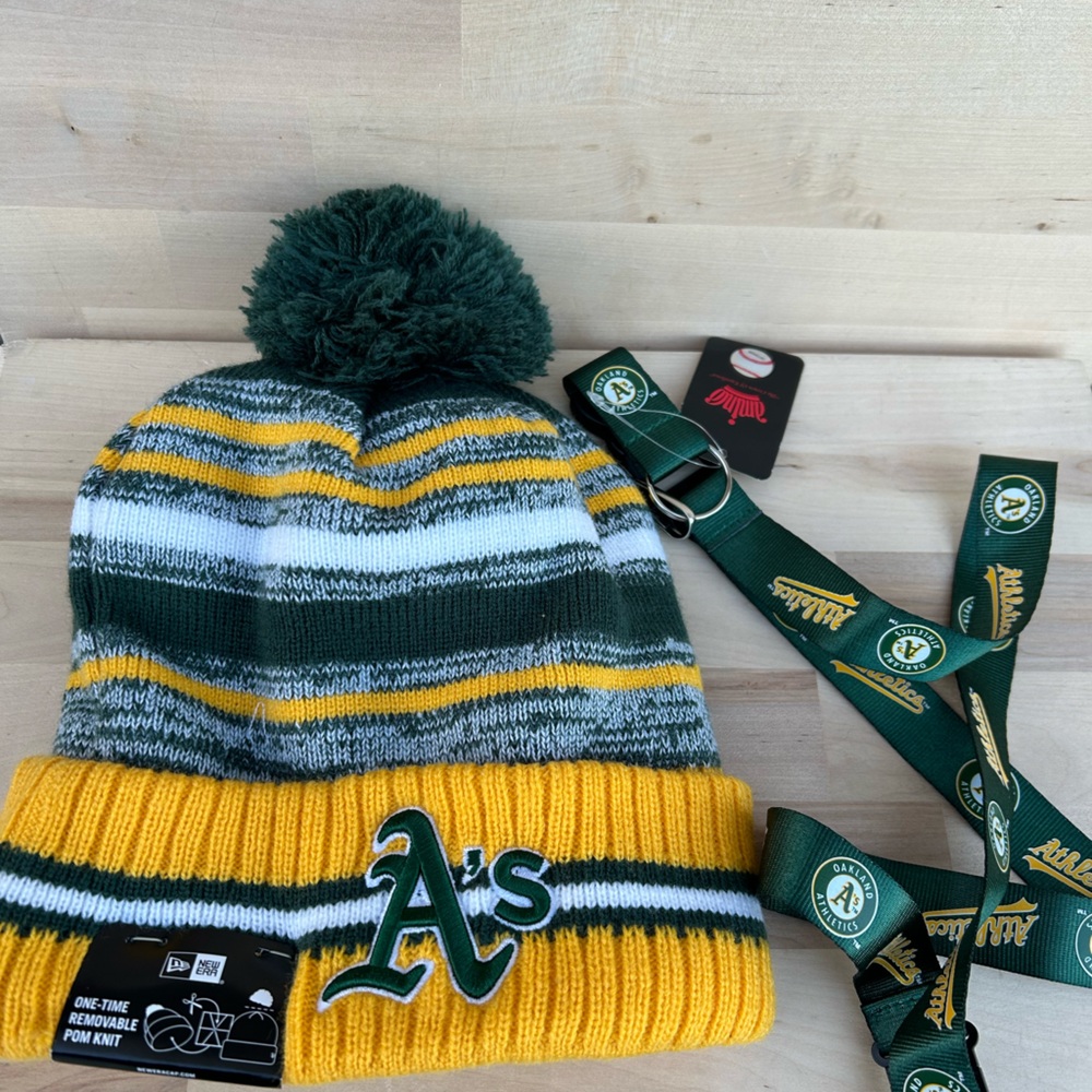New Era Oakland Athletics Kids Beanie and Lanyard Set Green Gold A's Knit Hat